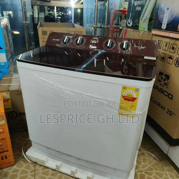 Classy High Grade 15kg Twin Tub Washing Machine From Decakila · Photo 1