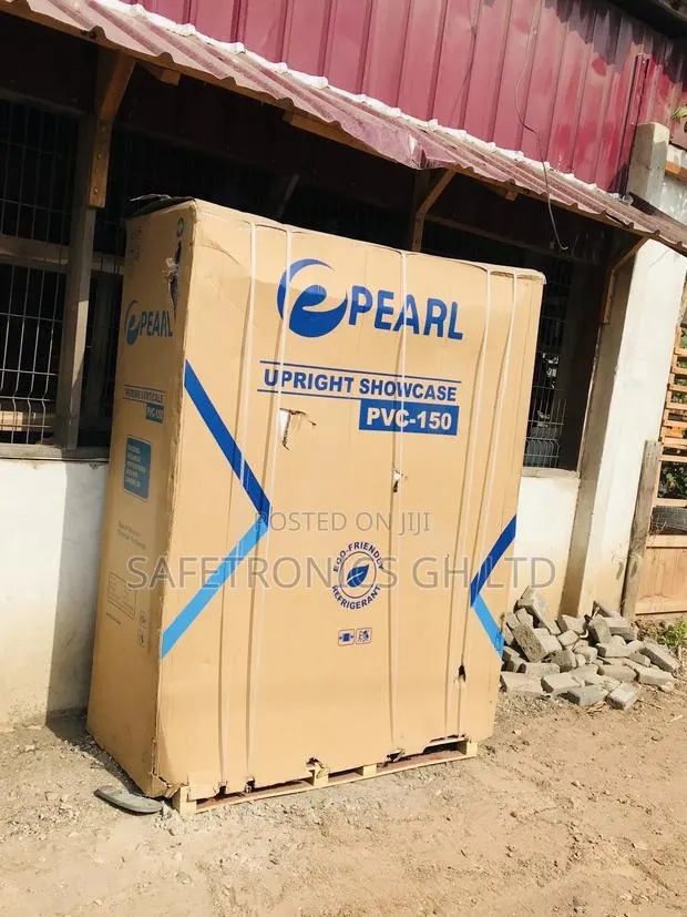 Display Pearl PVC-150 Electric Glass 3 Doors Fridge · Photo 1