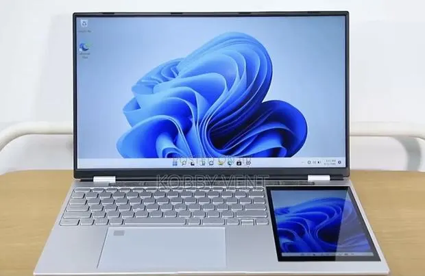 Laptop 16GB Intel Celeron HDD+SSD 256GB · Photo 1