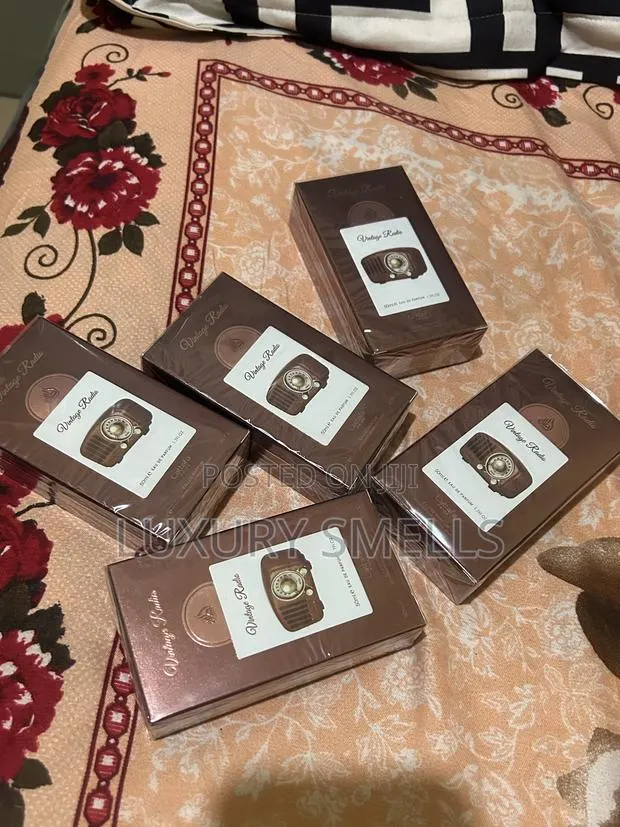 Luxury Smells · Photo 1