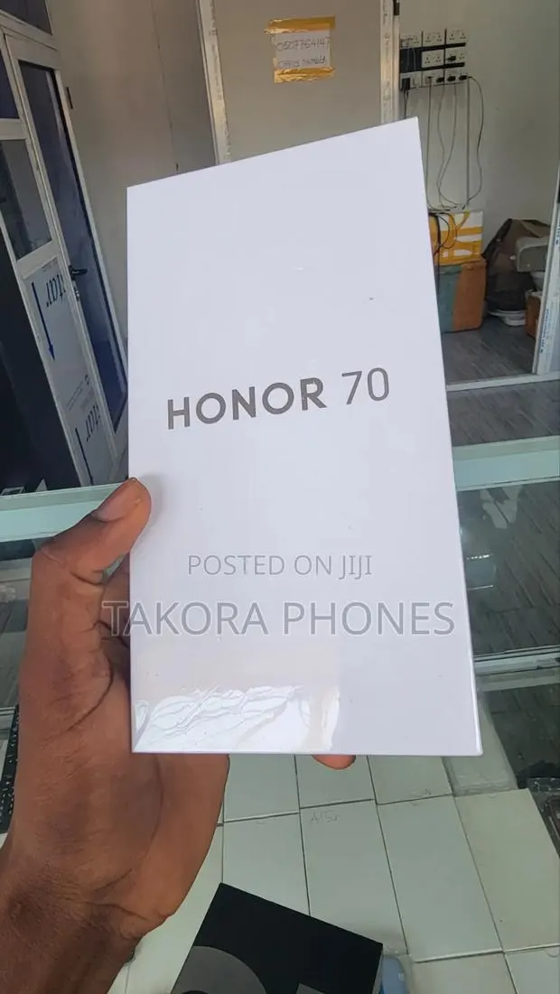 New Honor 70 256 GB Gray · Photo 1