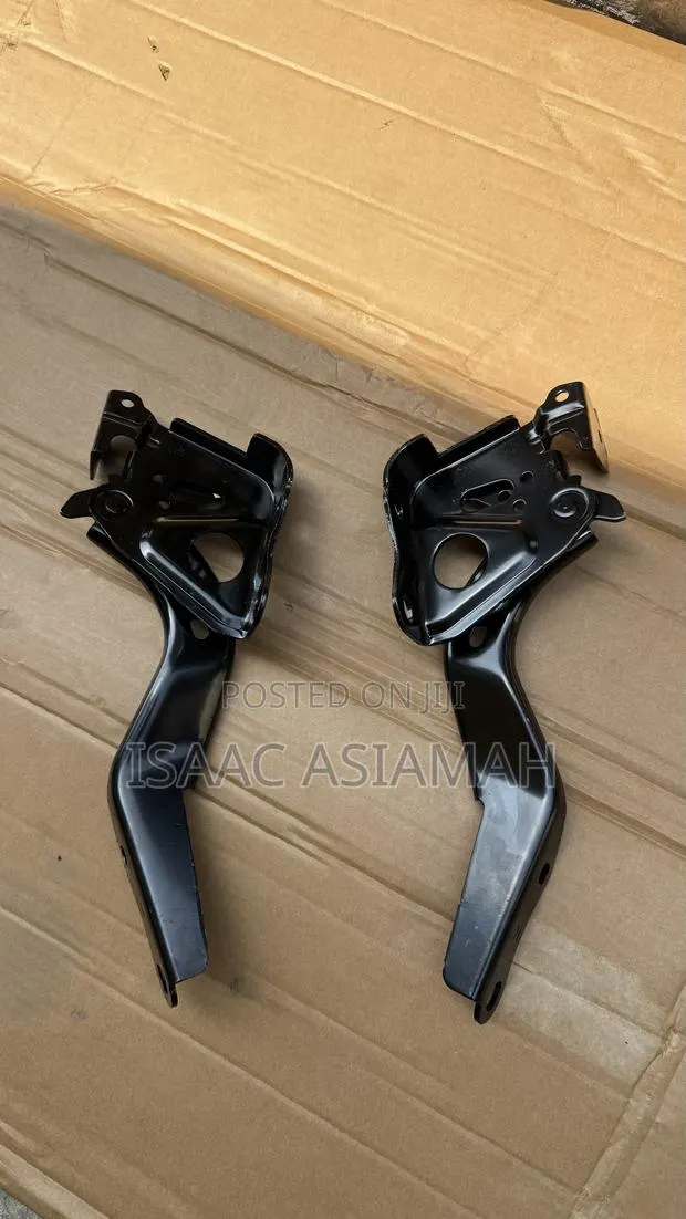 Toyota Highlander 2019,2020,2021,2022,2023,2024 Bonnet Hinge / Inches · Photo 1