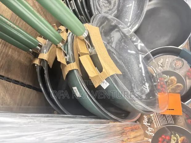 Stainless Steel Pan · Photo 2