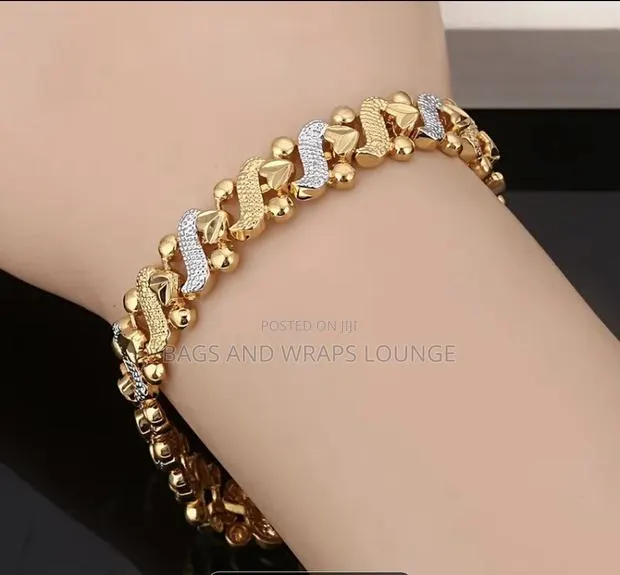 Ladies Golden-Silver Plated Bracelet · Photo 1