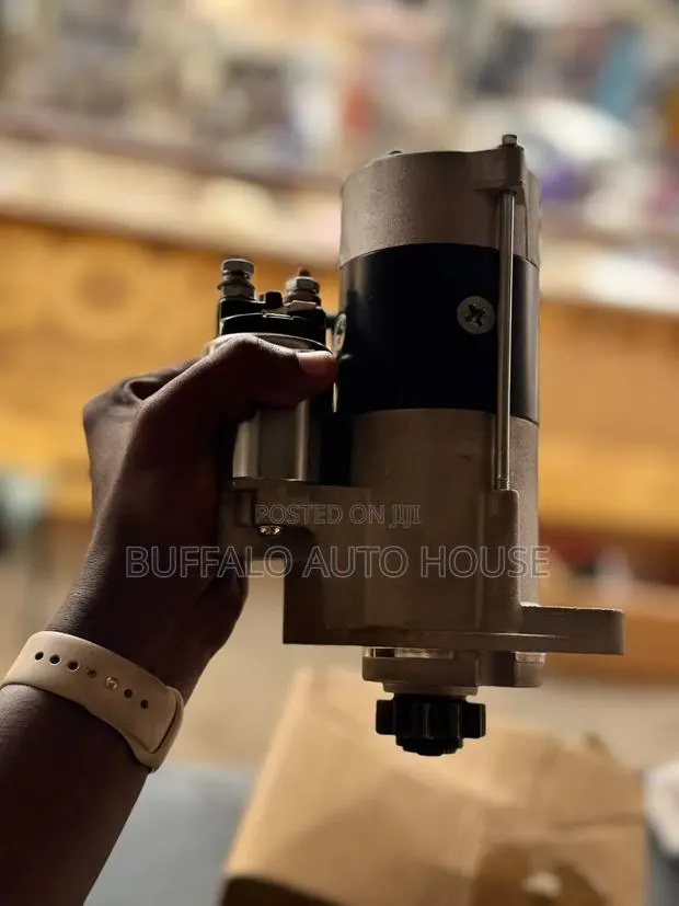 YD25 Nissan Frontier Starter · Photo 1