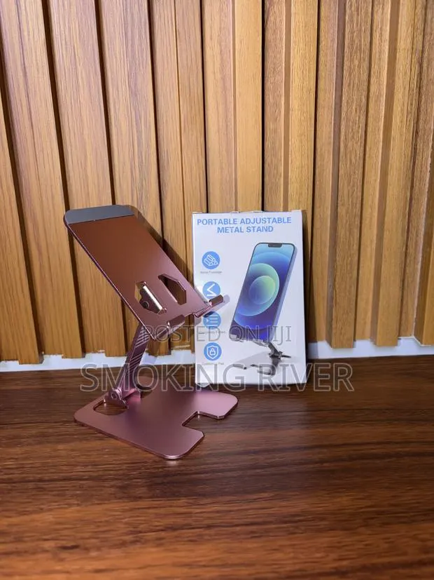 Adjustable Phone Holder / Stand · Photo 1