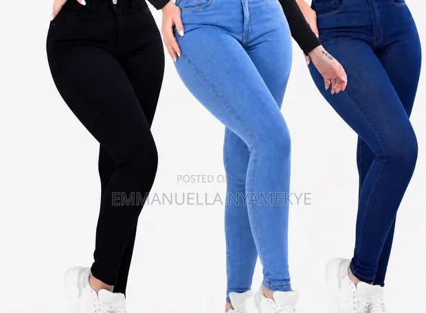 High-Rise Skinny Jeans · Photo 1