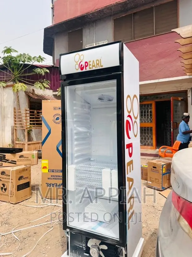Brand New Pearl PVC-424 Single Door Display Fridge. · Photo 1