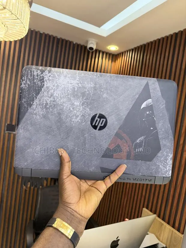 Laptop HP Pavilion 15 6GB Intel Core i5 HDD 140GB · Photo 1