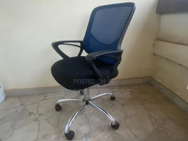 Office Chair · Photo 1