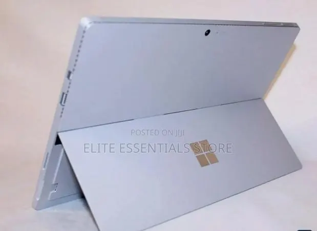 Laptop Microsoft Surface Pro 4 16GB Intel Core I7 SSD 512GB · Photo 1