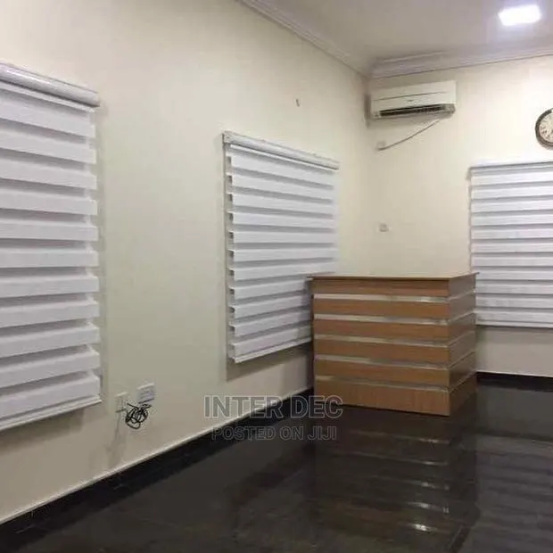 Modern Blinds Curtains Very Beautiful · Photo 1