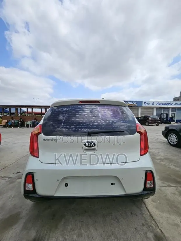 Kia Morning 2015 Beige · Photo 1
