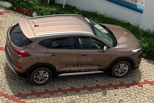 Hyundai Tucson SE AWD 2017 Brown · Photo 1