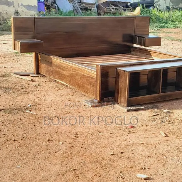 Executive Wooden Queen Size Bed Frame Is Available · Photo 1