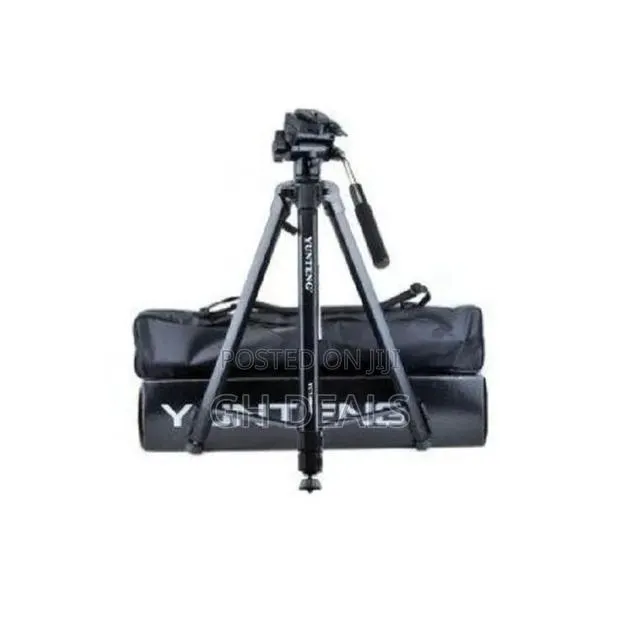 Yunteng 880 Heavy Duty Tripod - Black · Photo 1