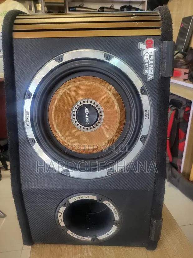 Black Air Subwoofer · Photo 1