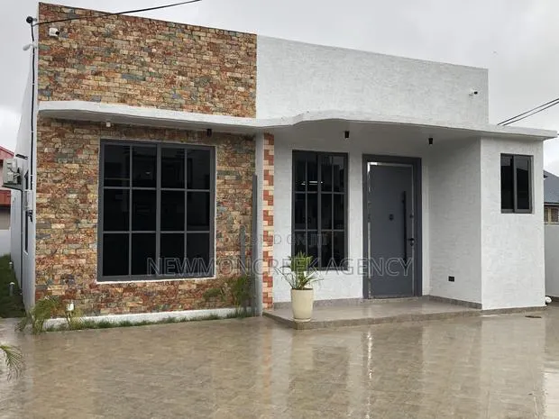 3bdrm Bungalow in Lakeside Estates, Accra Metropolitan for sale · Photo 1