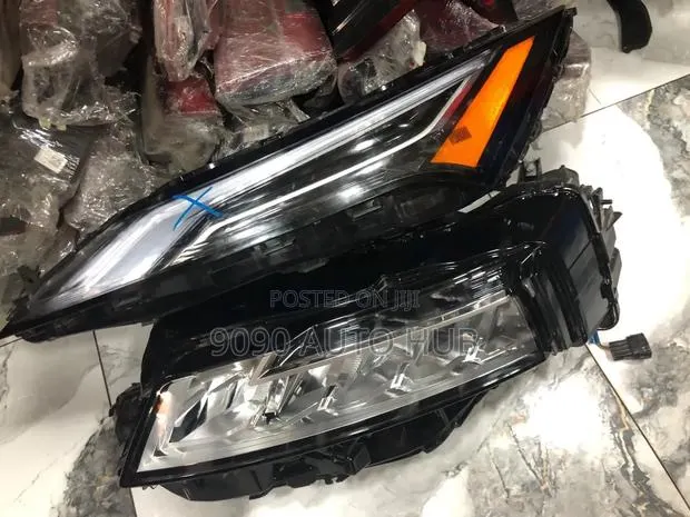 Nissan Rogue 2021, 2022, 2023, 2024, 2025 Headlight – Foreign Used · Photo 1