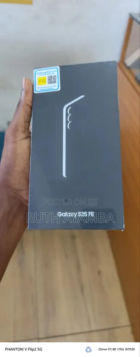 New Samsung Galaxy S25 FE 128 GB Gray · Photo 1