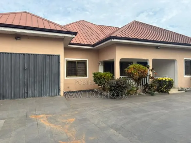 5bdrm House in Accra, Coca Cola for rent · Photo 1