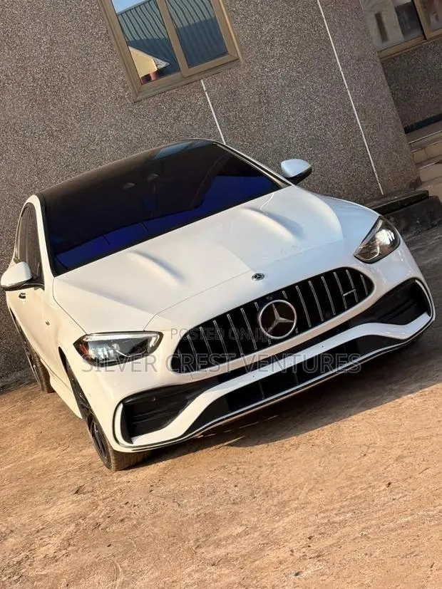 Mercedes-Benz C43 2023 White · Photo 1