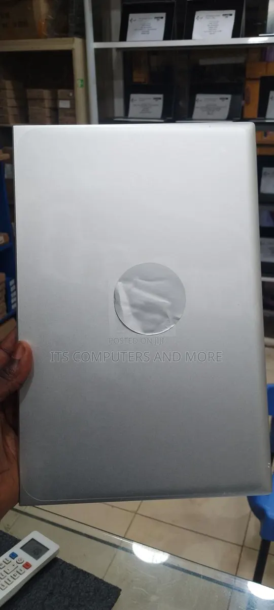 Hp Elitebook 830g8 Top Cover · Photo 1