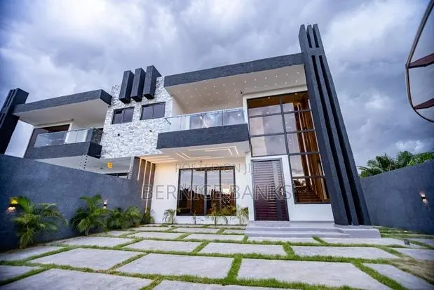 4bdrm House in American House for sale · Photo 1