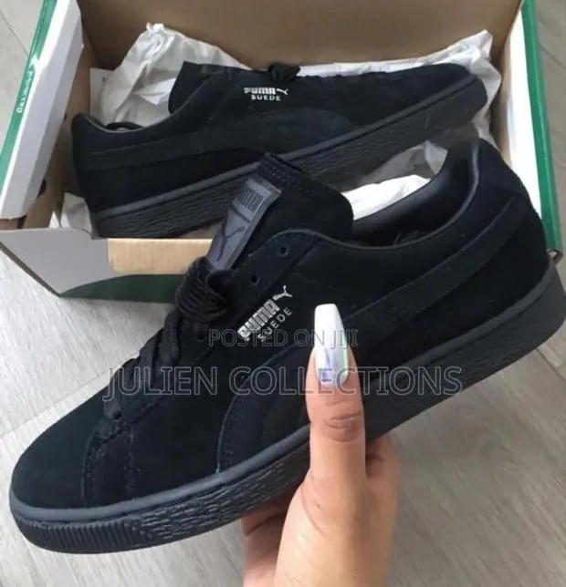 Puma Suede Black Suede · Photo 1