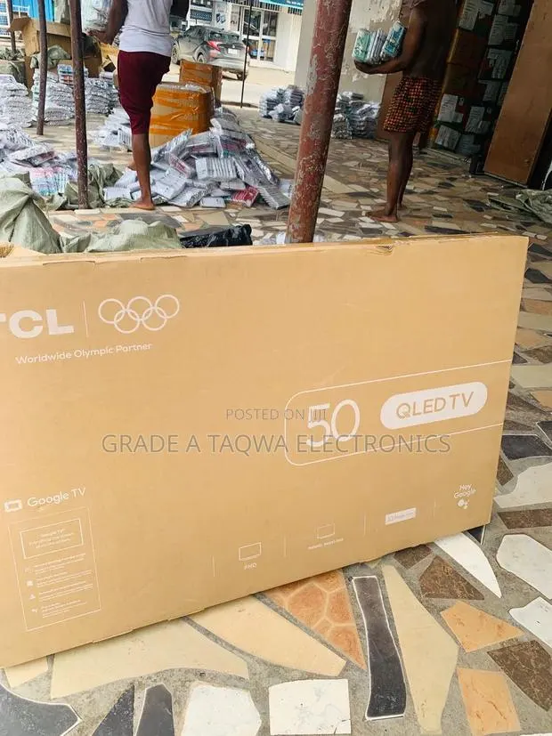 TCL 50inch Qled Smart Tv · Photo 1