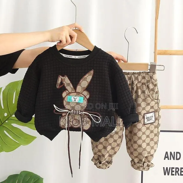 Kids Joggers Set · Photo 1