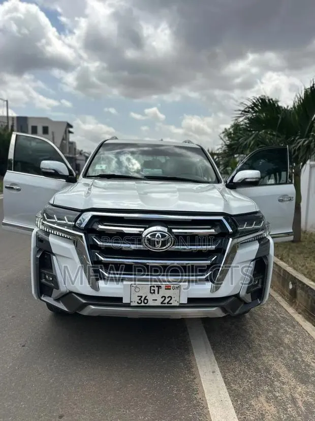 Toyota Land Cruiser 4.0 V6 GX-R 2013 White · Photo 1