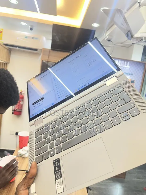 Laptop Lenovo Flex 5 8GB Intel Core i7 SSD 512GB · Photo 1
