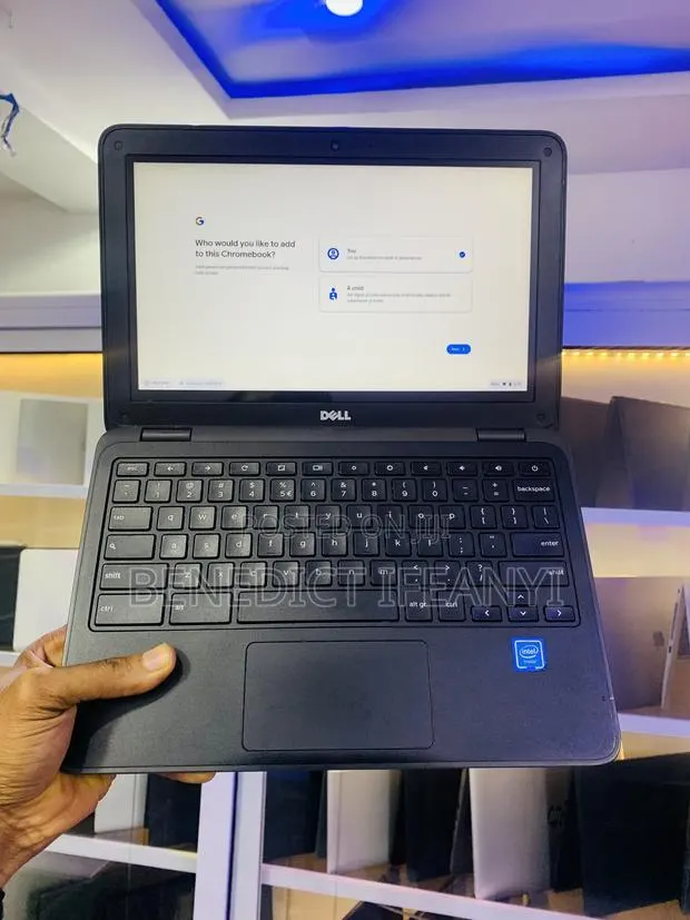 Laptop Dell Chromebook 3180 4GB Intel SSD 128GB · Photo 1