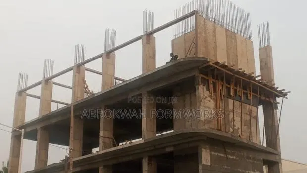 Pillars/Columns/Molds/Formworks · Photo 1