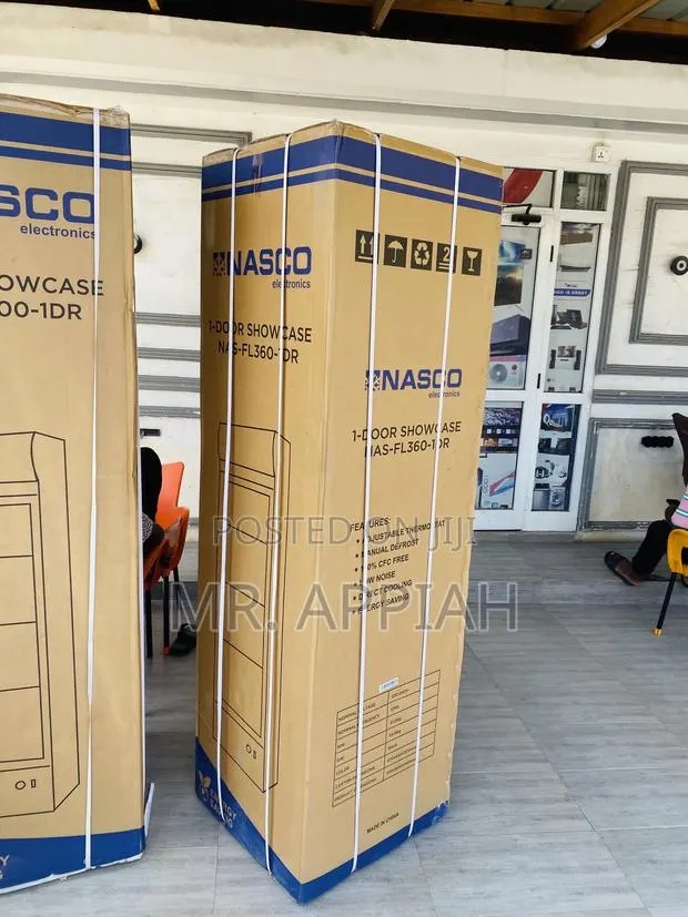 Nasco Nasfl360-1dr Single Door Display Fridge. · Photo 1