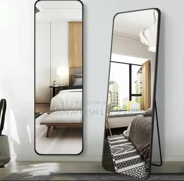 Full Body Standing Mirror · Photo 1