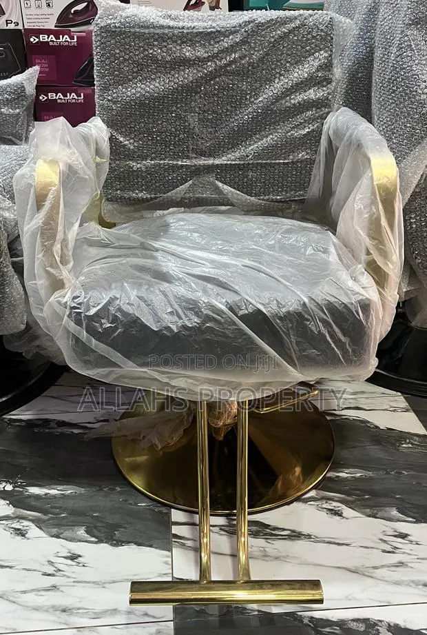 Barbering Chair · Photo 1