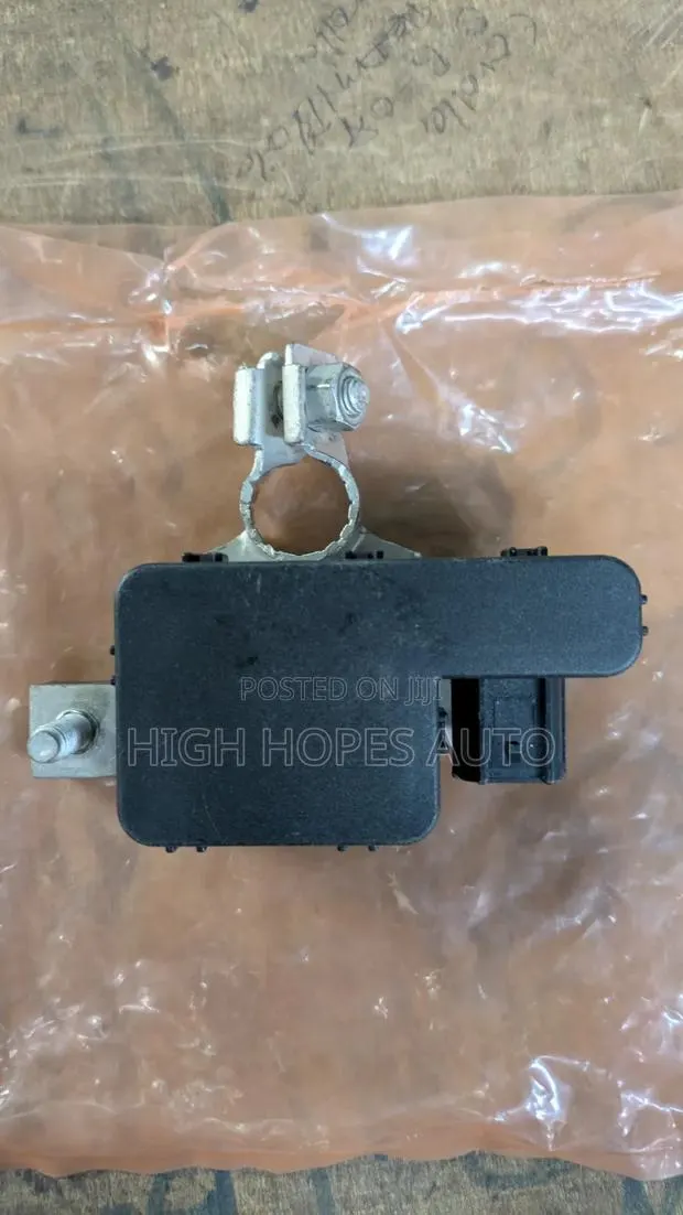 Honda Accord 2014 Negative Battery Terminal · Photo 1