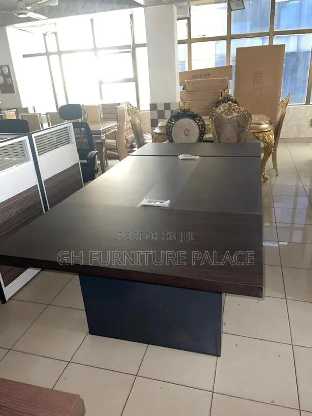 Conference Table · Photo 1