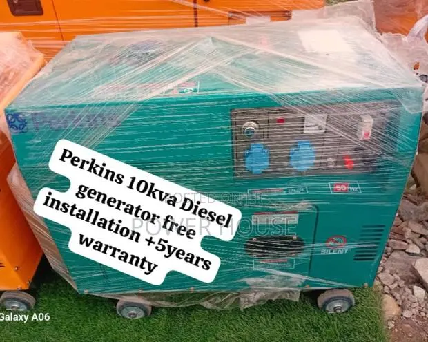 Power Display Perkins Diesel Generator 10kva Silent · Photo 1