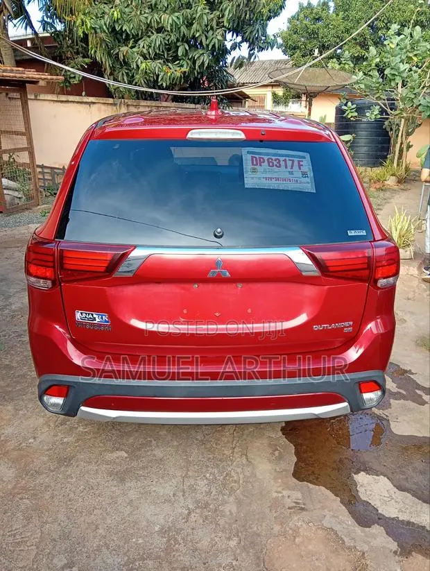 Mitsubishi Outlander SE AWC 2017 Burgundy · Photo 1