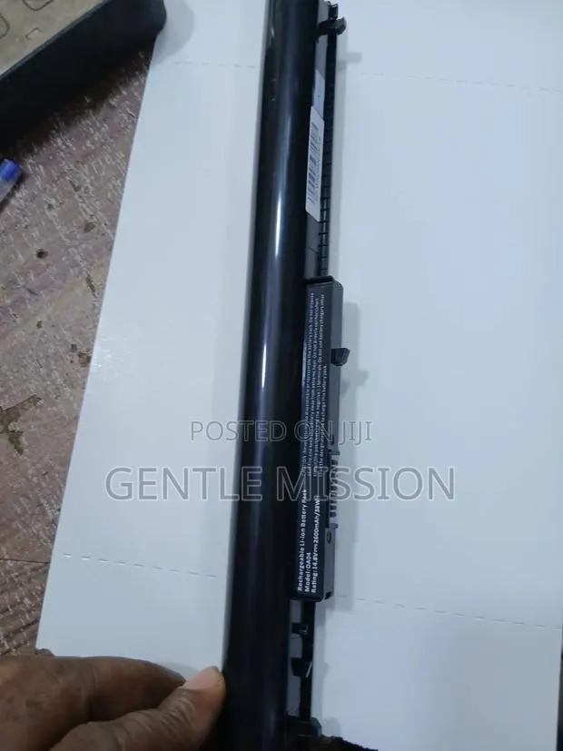 HP Laptop Battery Lao4 · Photo 1
