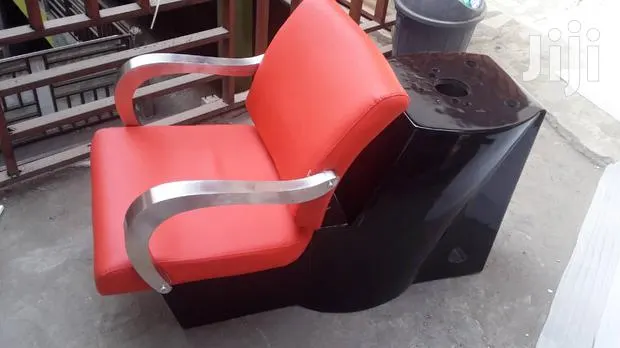 Saloon Chairs · Photo 1