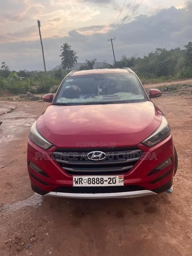 Hyundai Tucson 2016 Red · Photo 1