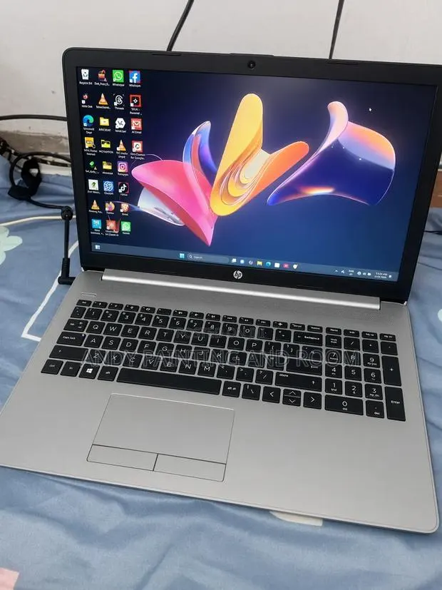 Laptop HP 15 12GB AMD Ryzen 5 SSD 256GB