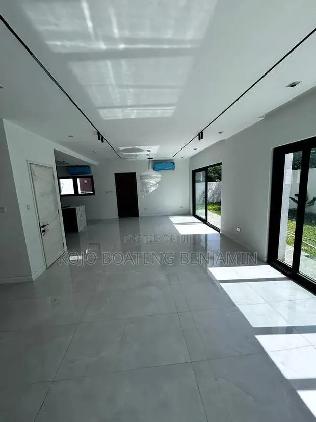 4bdrm House in US Embassy Area for rent · Photo 2