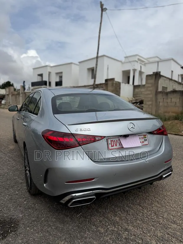 Mercedes-Benz C300 2024 Silver