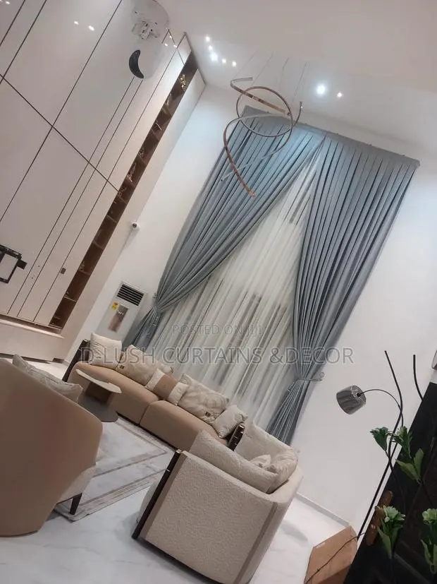D-Lush Tailored Curtains · Photo 1