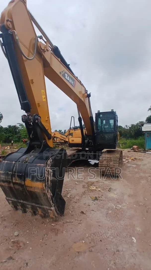 Sany China Type Excavator · Photo 1